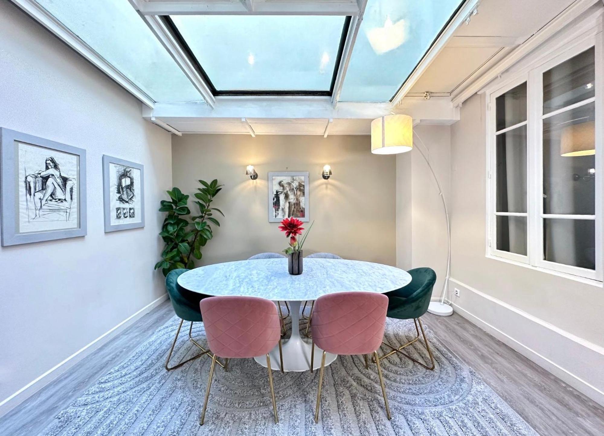 Luxurious Flat In Saint-Germain-Des-Pres Apartment Paris Exterior photo